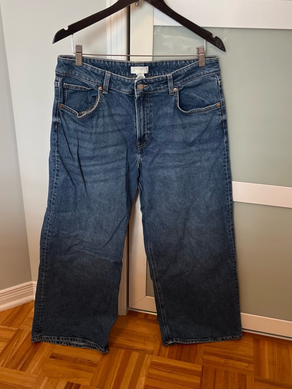 H&M Women's Relaxed Straight Jeans in Dark Blue Denim Ankle Cropped